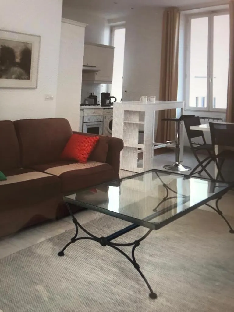 Apartment Beau Trois Pieces Cannes Croisette Carre D Or France